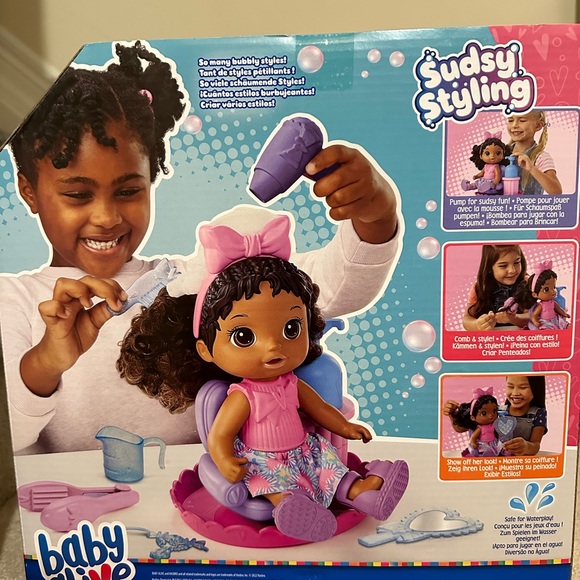 Sudsy Styling Doll - Brown Hair - Picture 3 of 3